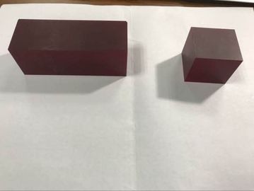 36x36x60mmt赤いレーザーのサファイア ガラスCr3+DopedのCr Al2O3のブロックによってカスタマイズされるサイズ
