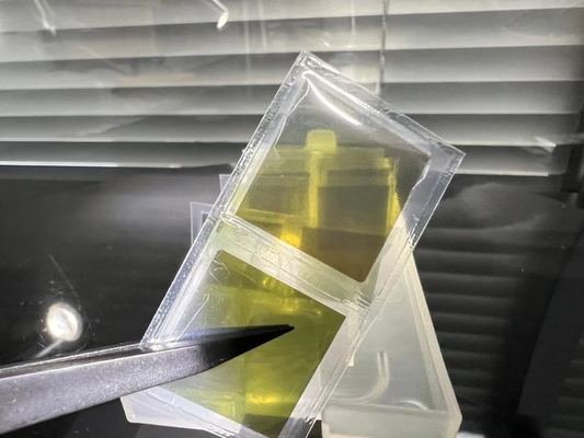 10 x 10 x 0.5mmの炭化ケイ素のウエファー4H - N SiCの水晶破片