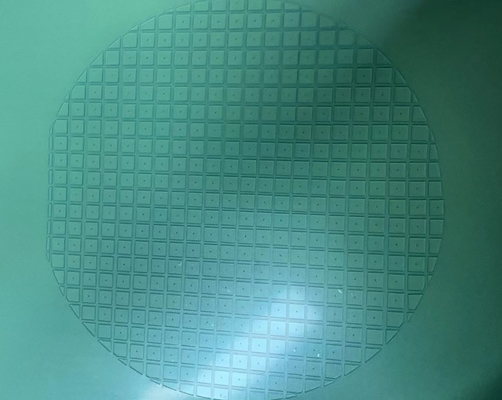 水晶/ホウケイ酸塩の紫外線ガラス板のパンチ穴4.4 x 4.4 X 0.5mmt