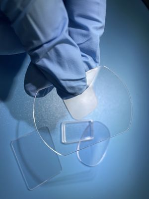 よい価格 カスタマイズされたレーザー カット サファイア クリスタル ガラス サファイア光学保護ウィンドウ オンライン