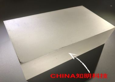 よい価格 厚さ51mmのサファイアの非球面のドームのための光学Windowsの水晶荒い立方体のブロック オンライン